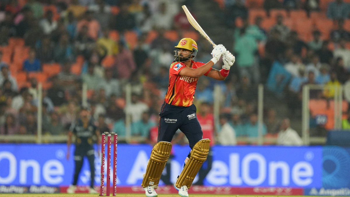 Shreyas Iyer’s Fiery Fifty Lifts PBKS to 217/5 vs GT!